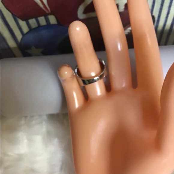 ⭐️⭐️⭐️⭐️1pcs Beautiful keep smiling silver/gold Color ring for a woman - Picture 3 of 7